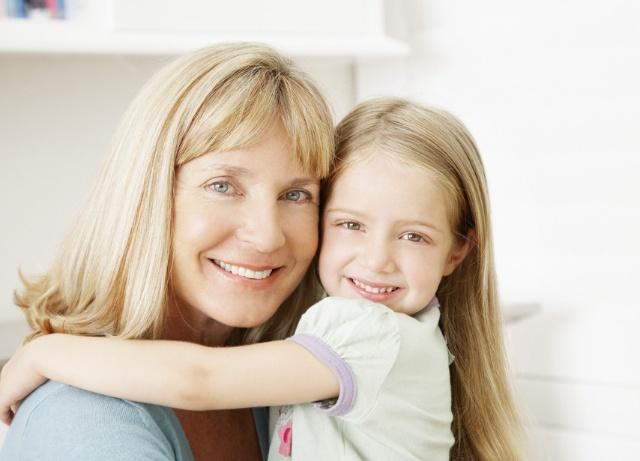 男同 剧情 想碰他又不敢：“深深