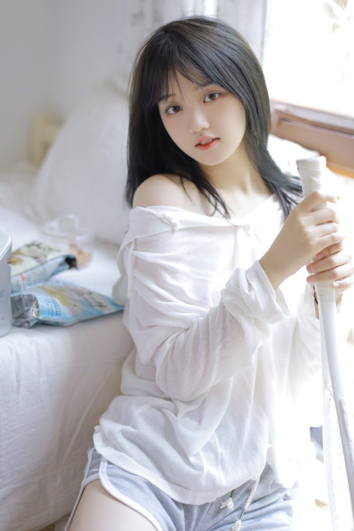 啄木鸟克莱尔 ”那不是啄木杂乱无章的敲击