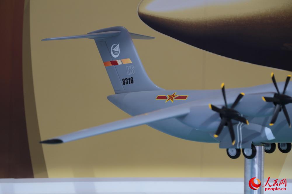 侧面看是未成年 最重要的侧面成年是