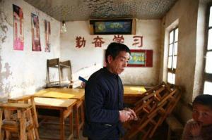 法国啄木鸟有哪些 法国其标志是啄木一只啄木鸟