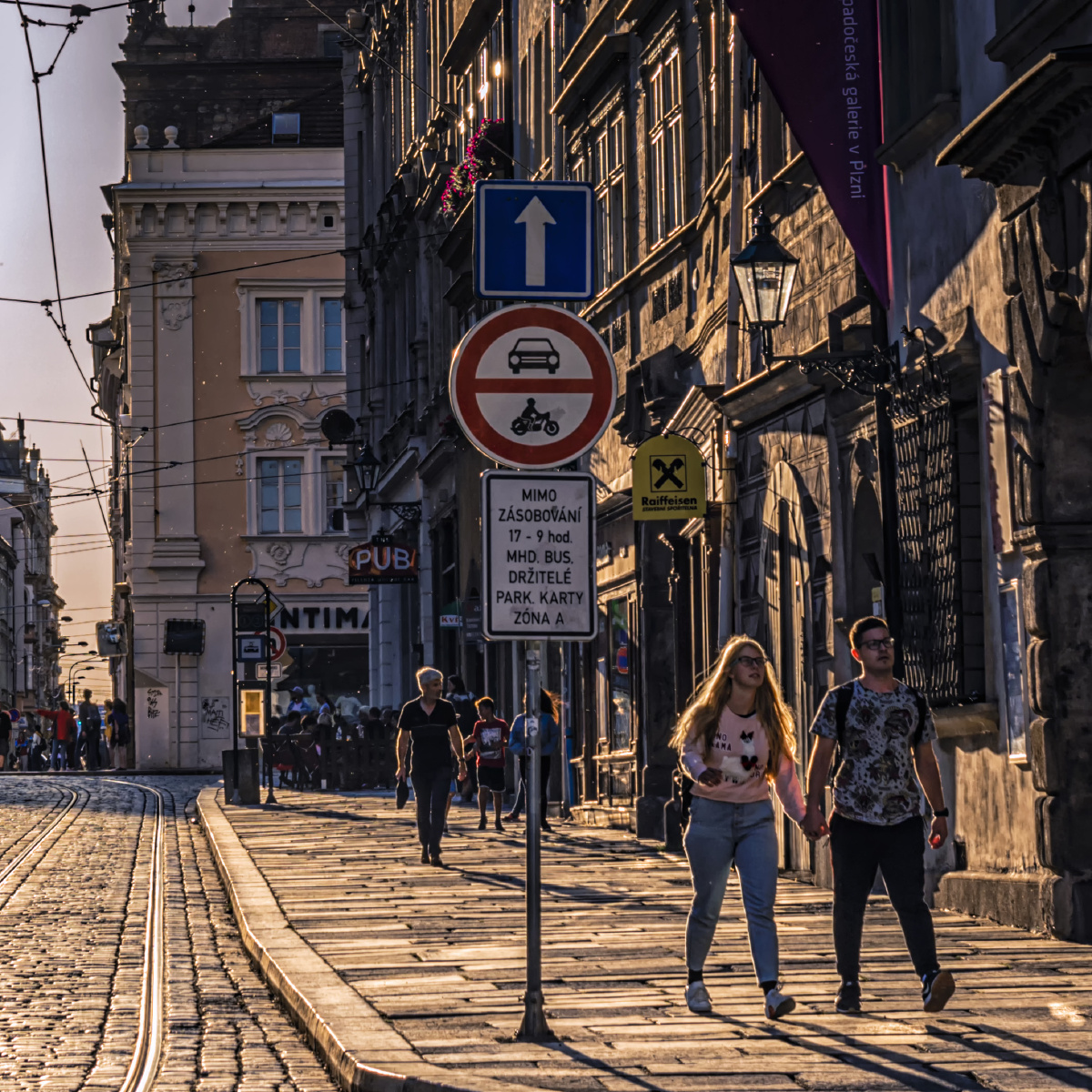 日韩精品免费完整版在线观看 吸引了全球无数观众