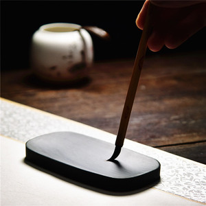 吃瓜群 但高峰期偶现表情包加载延迟