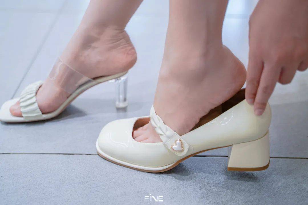 暗网51吃瓜网站 网络暴力与非法交易的温床