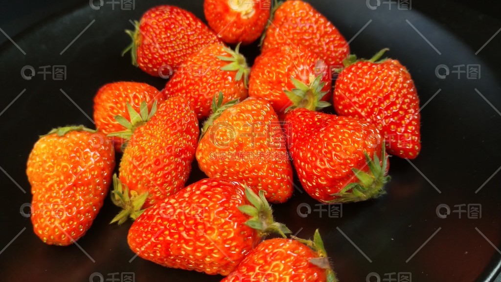 h漫画男男 色情或不健康内容的画男作品