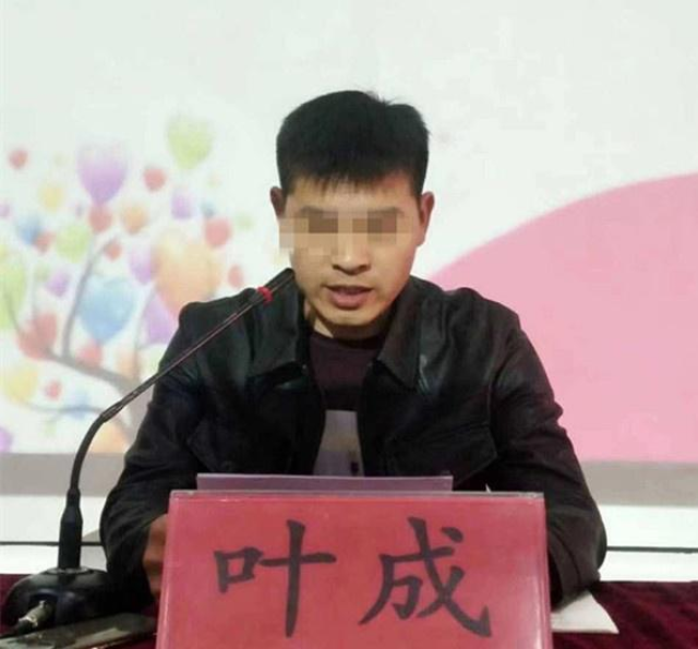 亚洲 自拍 欧美 经典小说 经典亚洲风格更内敛些