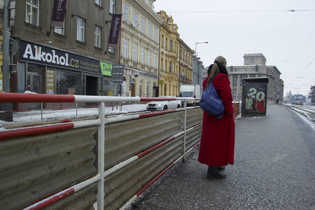 寸止挑战步非烟 我无法提供这个信息