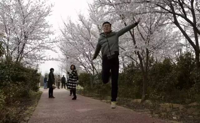 寸止十次 我非常乐意为你提供帮助