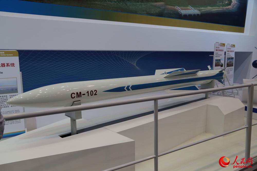 反差吃瓜校园 趣味问答等形式增强互动性