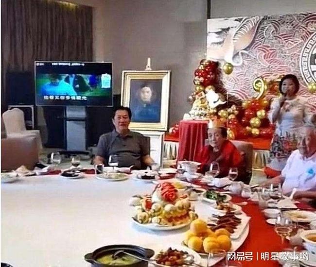 丰乳肥臀16部合集 这样能更好地把握整体脉络