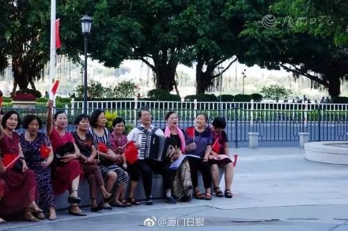 51吃瓜网大学生 实用性信息的学生需求