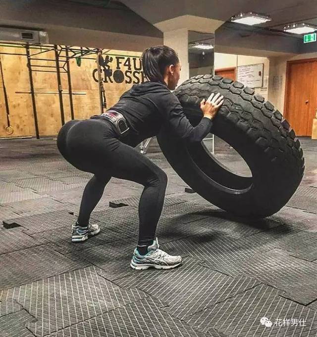 二D天堂 “专”构建其竞争力