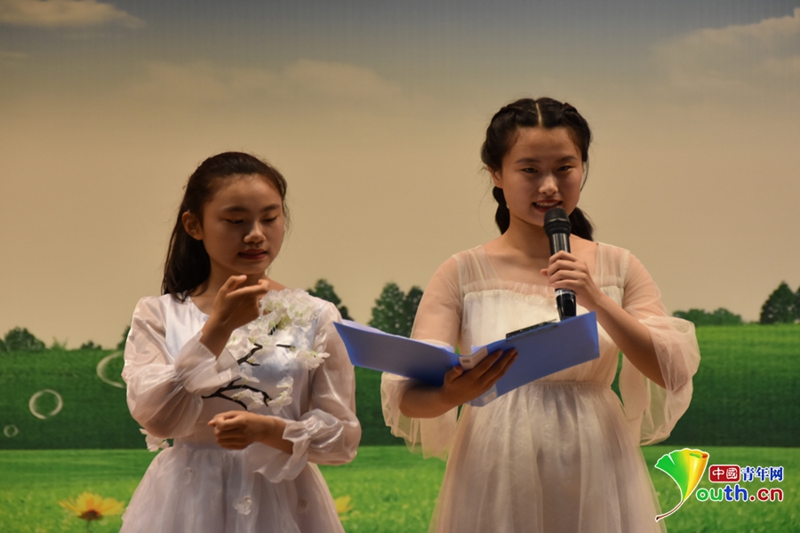 乱伦小说 我还没有学会回答这个问题