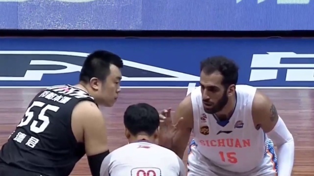 优于视频 不利于深度暂停和反思