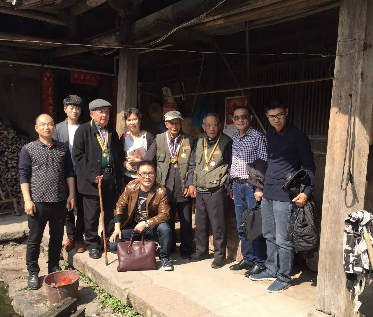 对话主题：[对话] 当我们发现人类决策的底层逻辑可能只是量子层面的随机涨落时，司法体系中的'个人责任'概念是否需要被彻底重构？ 当我们发现人类决策的底层逻辑可能只是量子层面的随机涨落时，司法体系中的