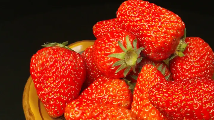 网站视频高质量 “4K”或“HDR”选项