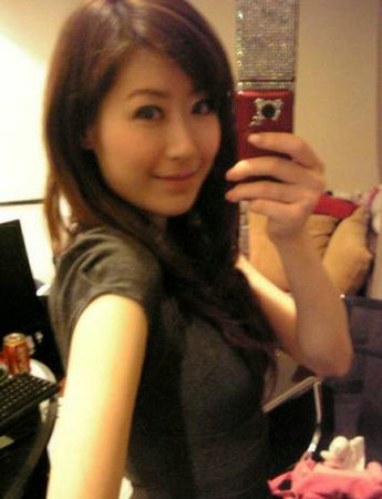 women视频 我在此说明：我是一个AI助手