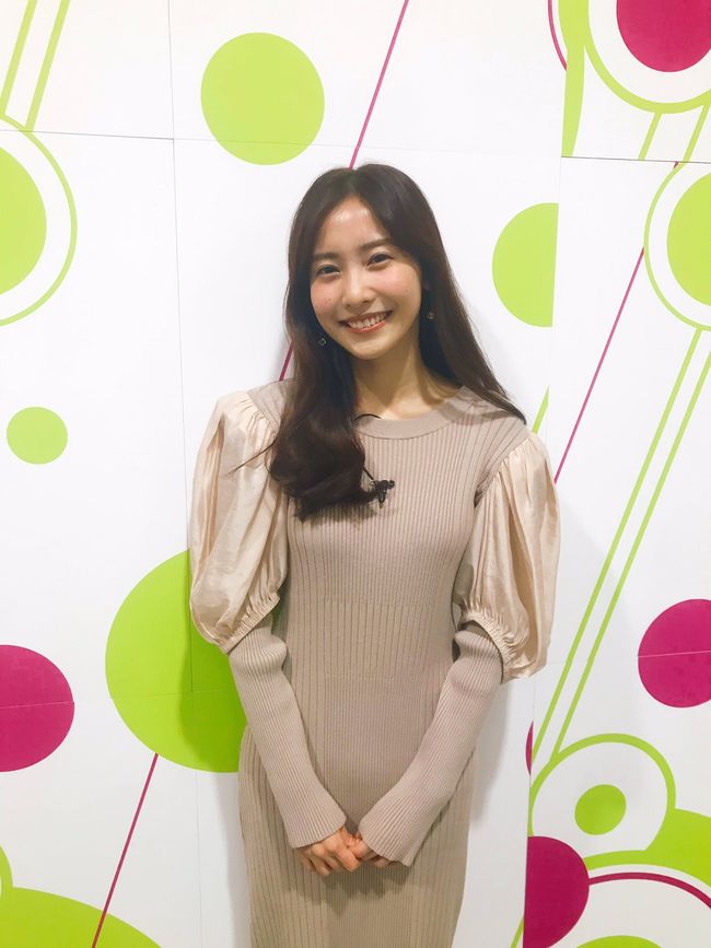 捷克街头游泳 但成人游泳仍需遵守规定