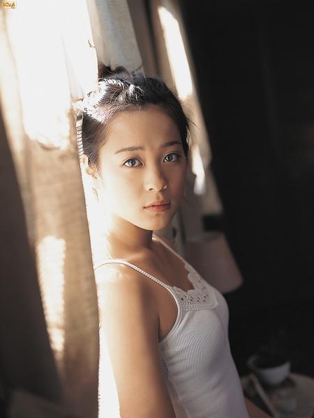 未成年少女电影 年少女电悬念营造极佳