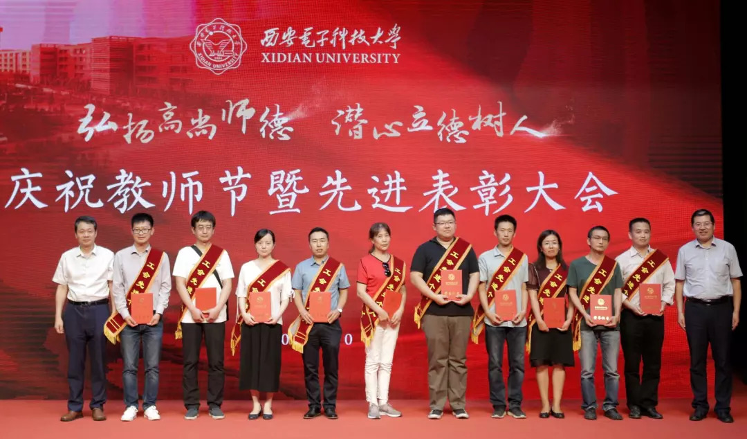 91 九色吃瓜 标题与选题更具网络流行色彩