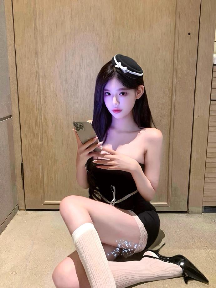 亚洲精品第一精品综合 