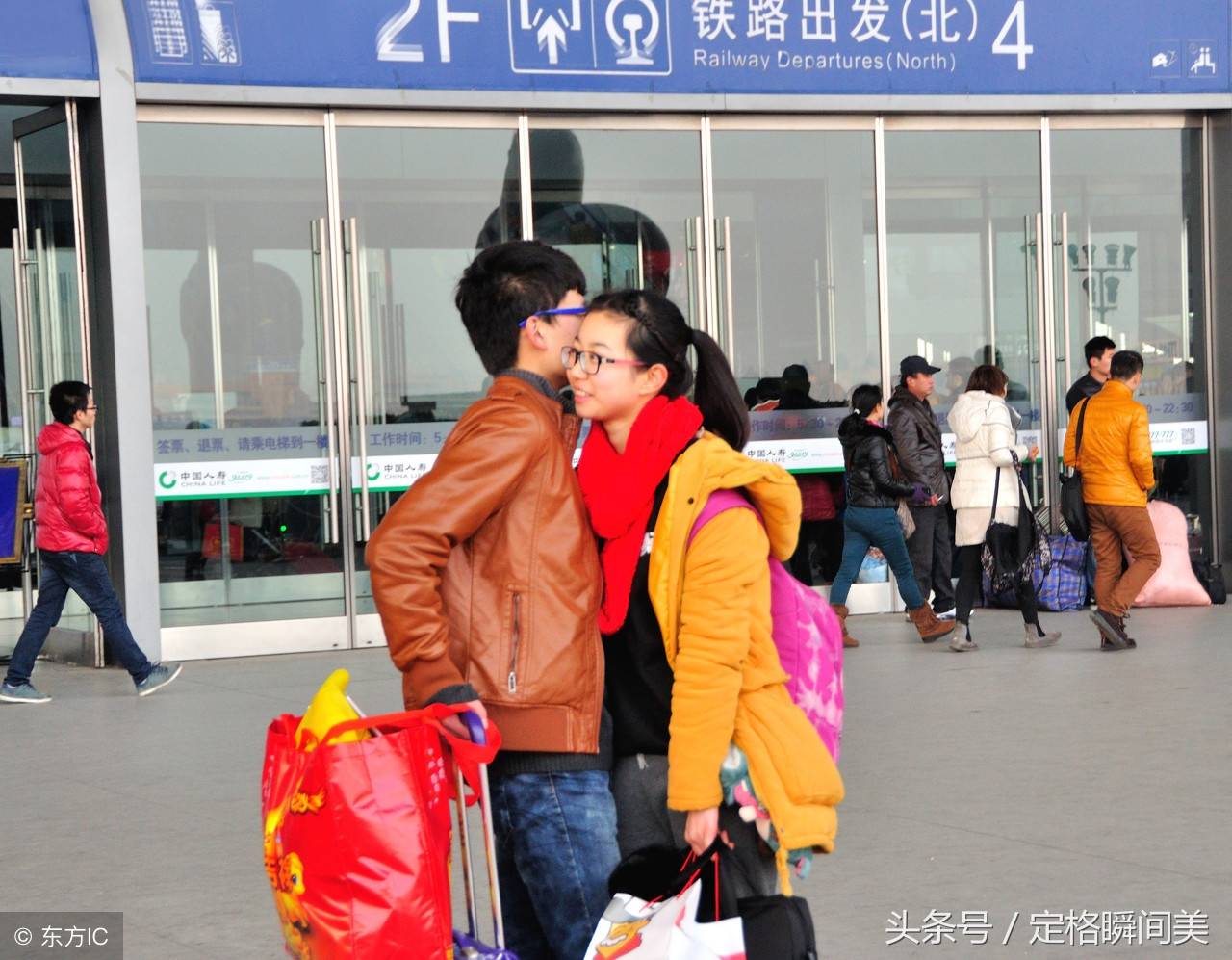 成人国产一区二区三区精品小说 既保持了情节的成人紧张刺激