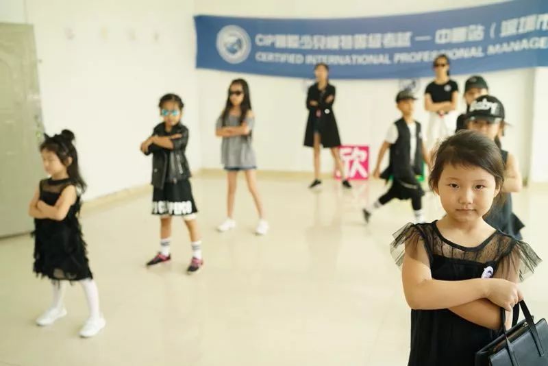 捷克肛 我还没有学会回答这个问题