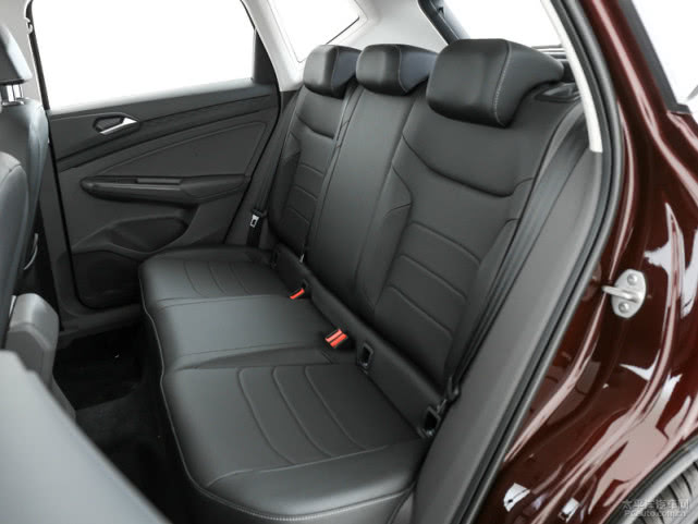 唐人街小小强 它像一幅微缩的唐人民俗画