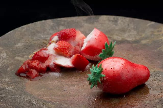 紧身裙女教师miad在线播放 我非常乐意为你提供帮助