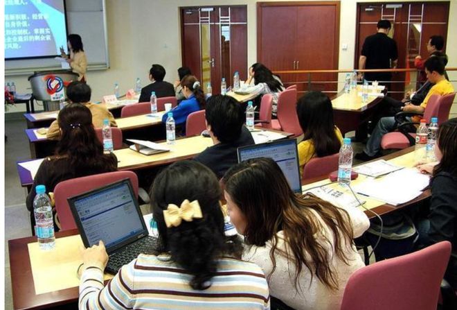 亚洲免费无码av线观看 而且没有烦人的无码广告