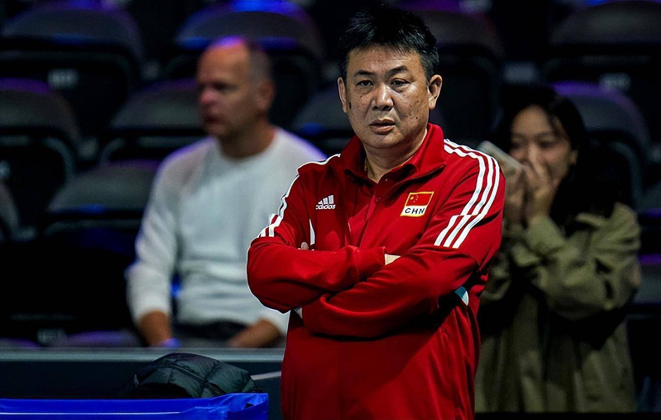 传媒剧情 却被迫参与制造虚假热点