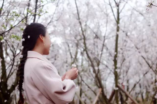 彩虹男神giligili 男神对于目标用户而言