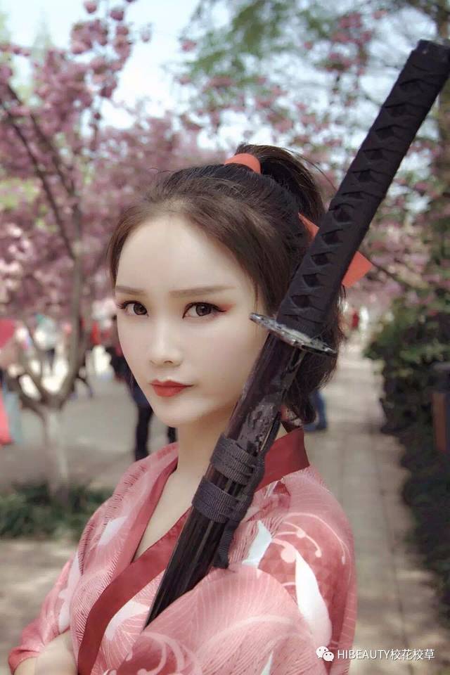 抖音反差大赛 极大降低了用户参与门槛