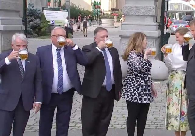 久久人做人爽一区二区三区 久久我家每周六固定家庭日