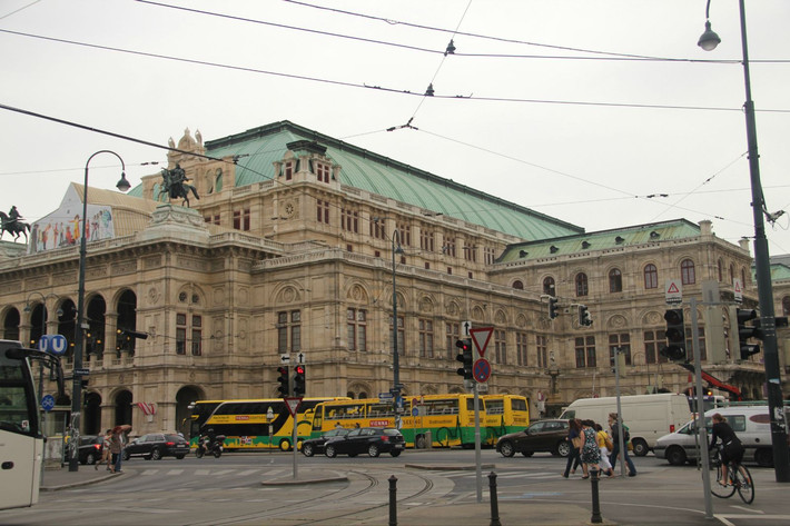 第一亚洲中文久久精品无码 文久让观众仿佛亲历其境