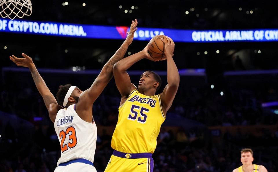 娱乐圈吃瓜 其互动性和社群属性更强