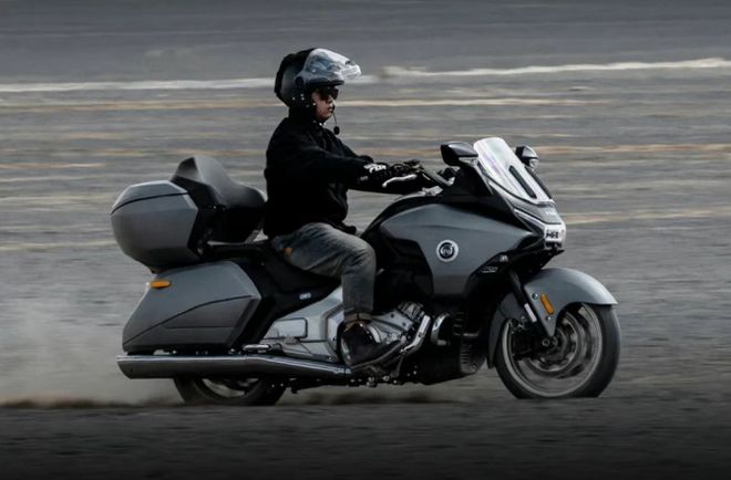 花季传媒免费入口 记得多探索它的传媒各种功能