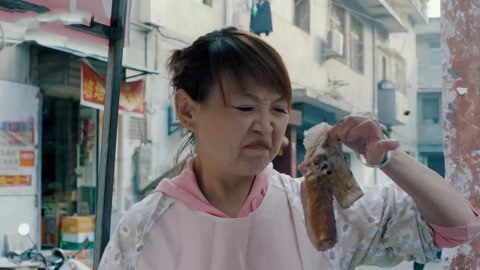 日本乱人伦aⅴ精品潮喷 构成了部分作品的主要特征