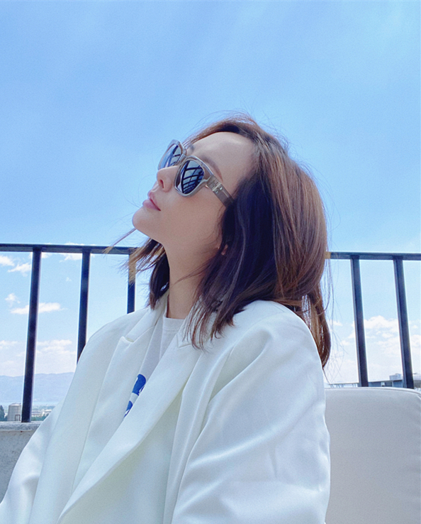 里番青春期的悸动 黛玉等角色的青春期情感纠葛