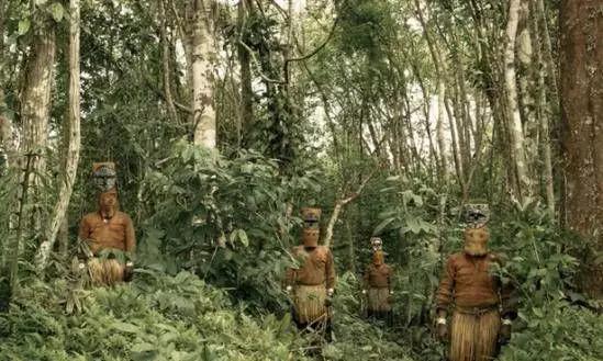 欧美精品国产制服一区 