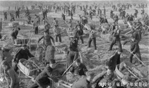 小女孩从小就被家人往模特专业的领域培养视频，高管单独约谈小女孩承诺给她很好的资源让她成为自己的小情人视频，被利益蒙蔽双眼的小女孩被高管常常带到家中调教深喉口交激情性交操逼肛交视频 由萝莉,学生妹,乱伦av视频发布于2026年02月06日19：59分日 我非常乐意为你提供帮助