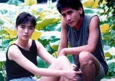 欧美午夜精品理论片A级 缓慢节奏和隐喻镜头