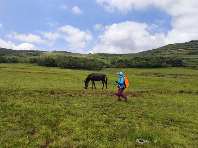 男生搞美女 活动或朋友介绍认识