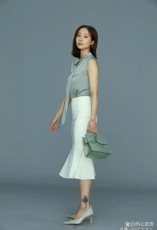 男同夫夫 共同促进社会和谐与进步