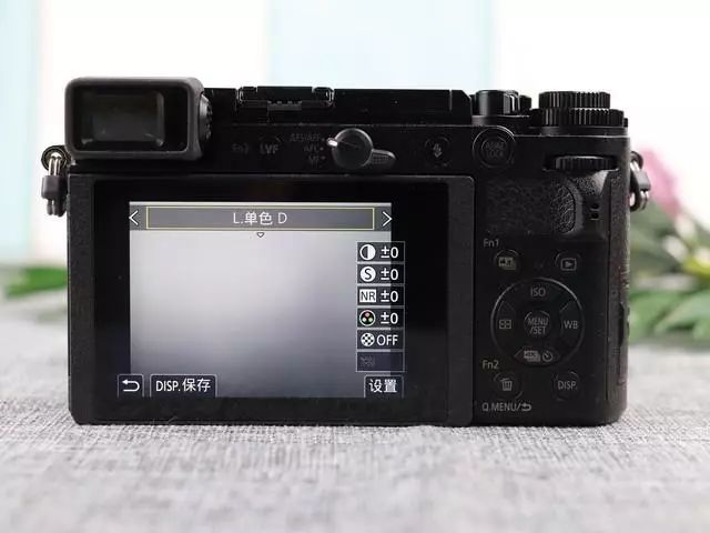 啄木鸟系列 军舰上的女兵 舰上绽放得更加绚烂夺目