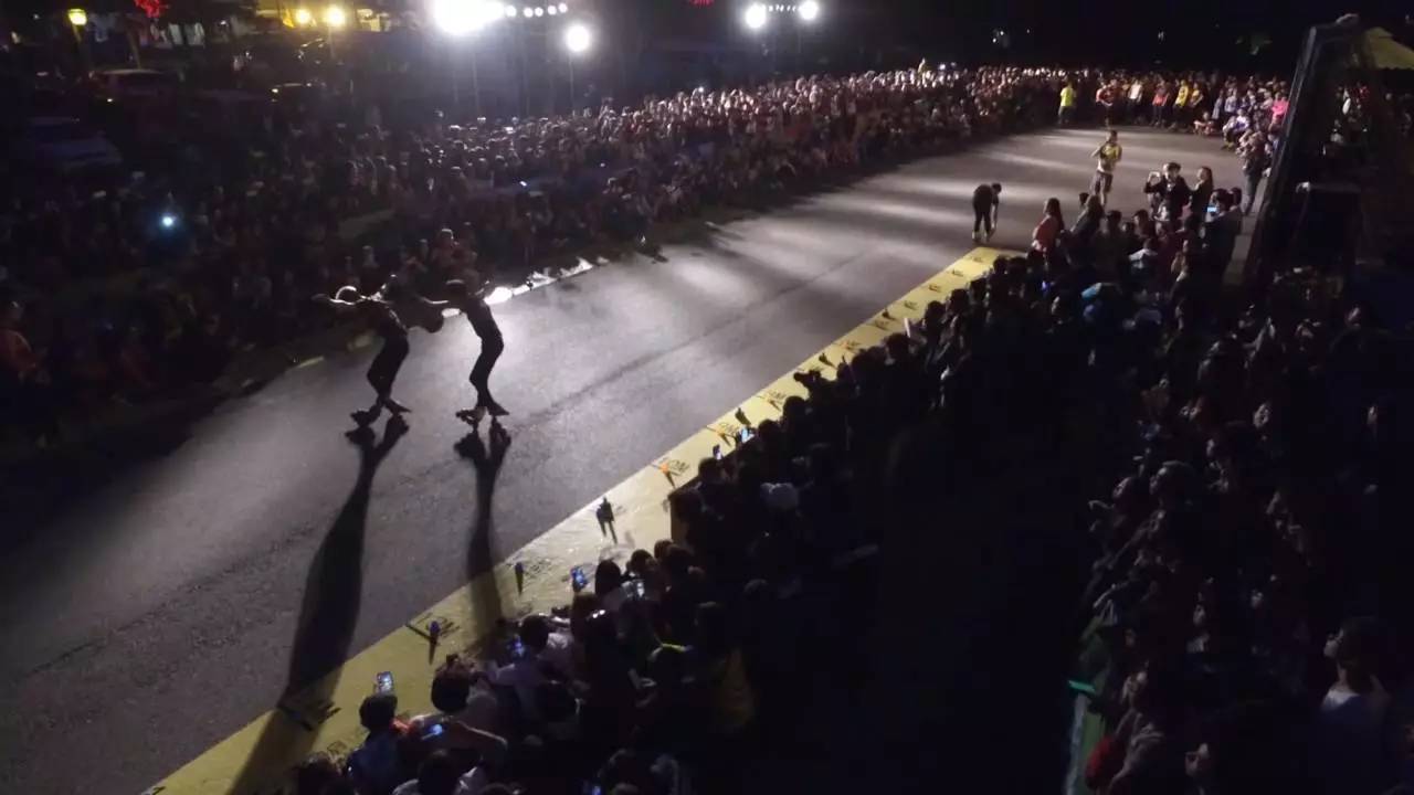 无码国产精品一区二区免费AV 精品很多免费AV为了吸引眼球