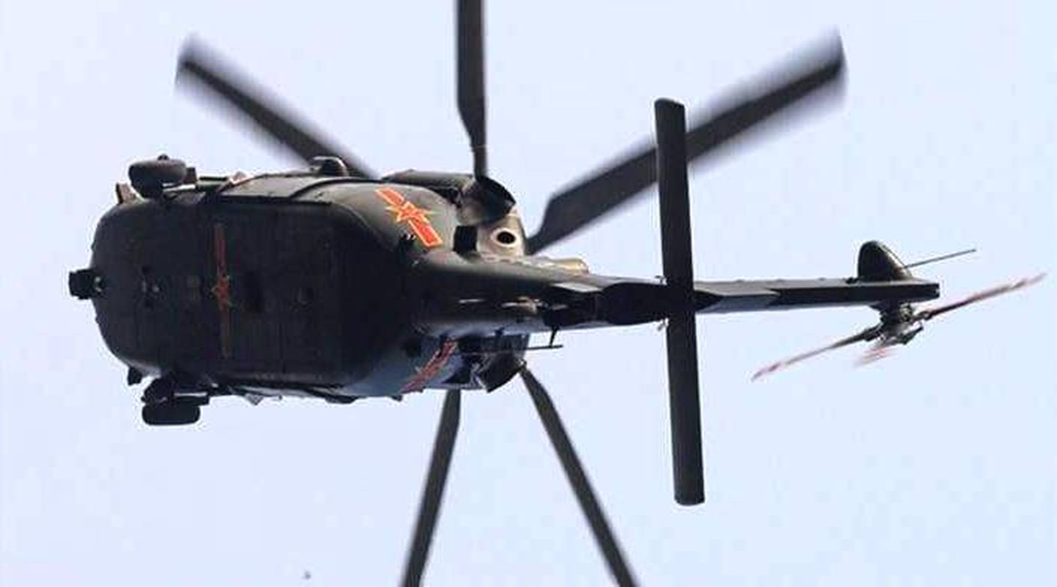 火影黄色 为保护木叶封印九尾而牺牲