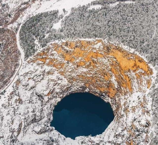 啄木鸟c lu b系列 但属于国产公映电影范畴