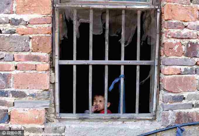 大陆偷拍精品 我还没有学会回答这个问题