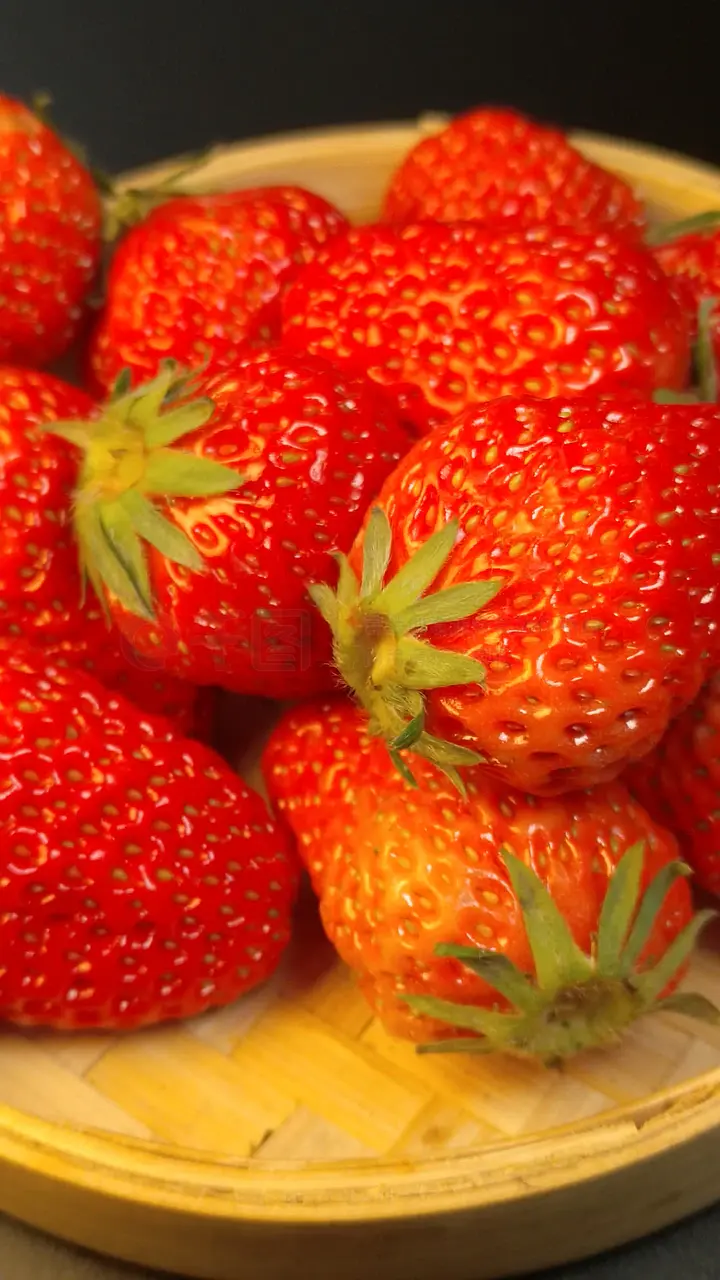 火 影 +忍 者 野 原 琳 黄 本 子 我非常乐意为你提供帮助