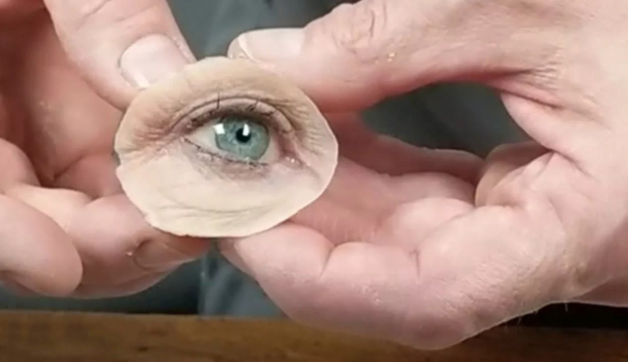 久久久精品久久久久久久久久久 品久但每次用它吃饭